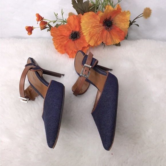 BCBGMaxAzrsria pointy toe Denim sling back Blue heels very cute Size 8B - Picture 2 of 7